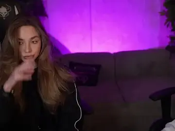 Stripchat Nude Webcam of Zlata_Sky