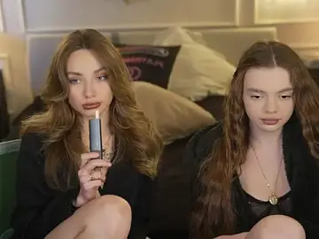 Stripchat Best Webcam of Zlata_Sky