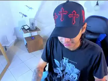 Stripchat Adult Webcams of Brand_habes