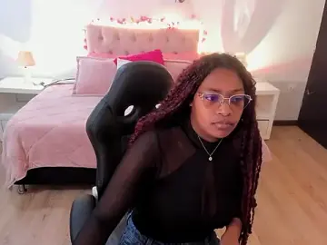 Stripchat Free Live Porn of ebony_fantasy2
