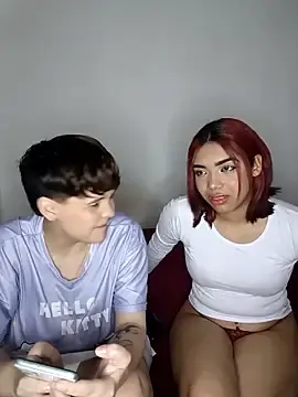 Stripchat Live Sex Cam of nucitaa-14