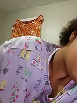 Stripchat Live Sex of chocolate_bella