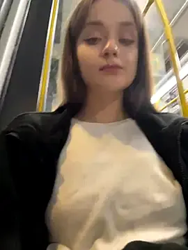 Stripchat Free Live Porn of KittyQueeny