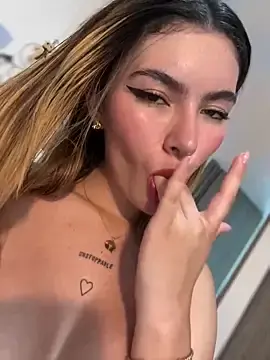 Stripchat Adult Video Chat of Your_Honeey