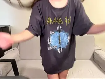 Stripchat Live Sex of AliceKolltt