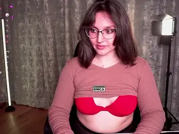 Stripchat Adult Webcams of Hoot_owl_cb