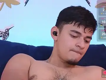 Stripchat Best live sex cam show of VikoHands