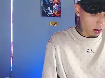 Stripchat Live Sex of Liam_lee