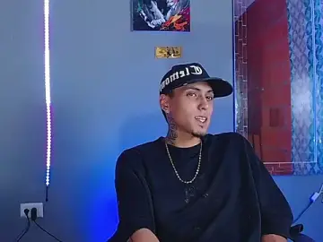 Stripchat Live Sex of Liam_lee