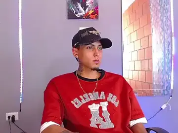 Stripchat Free Porn Cam of Liam_lee