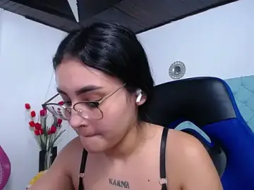 Stripchat Sex Cam of kathe-mills235