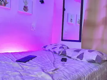 Stripchat Free Porn Cam of Natalie_Heather