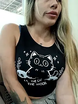 Stripchat Free Live Porn of Cata_city1106