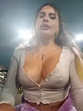 Stripchat Live Sex of Cata_city1106