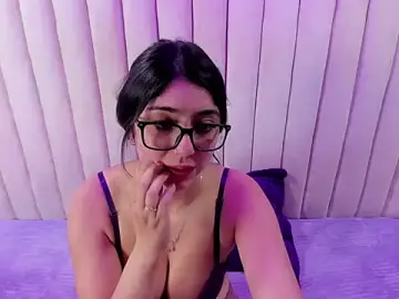 Stripchat Watch Live Sex Cams of Lucy_Anall_