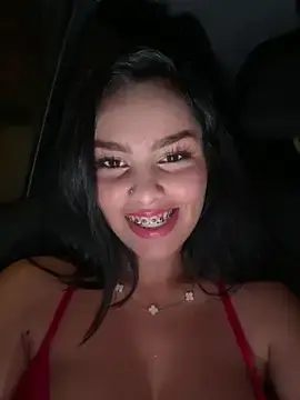Stripchat Live Sex Cam of Maddy_Rouse_