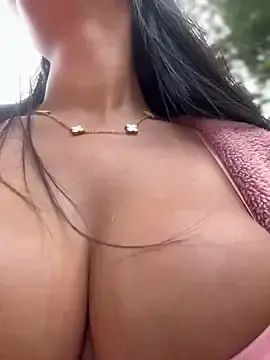 Stripchat Live Porn of Maddy_Rouse_
