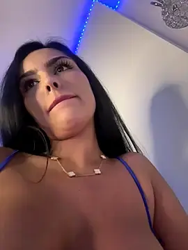 Stripchat Nude Webcam of Maddy_Rouse_