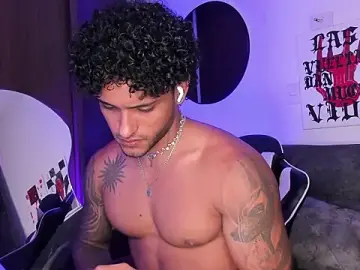 Stripchat Watch Live Sex Cams of Alessandro_Vanni