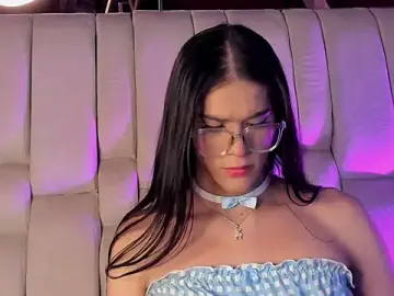 Stripchat Live Sex of Isa_Little_Star