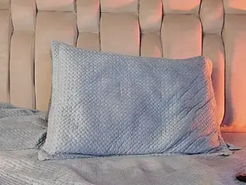 Stripchat Adult Video Chat of Isa_Little_Star