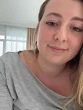 Stripchat Nude Webcam of curvyflawless