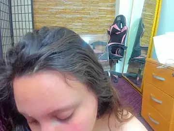 Stripchat Best Webcam of AishaRouhi