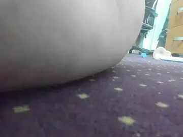 Stripchat Sex Cam of AishaRouhi