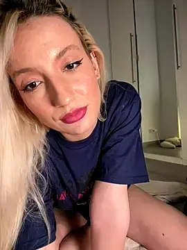 Stripchat Adult Webcam of Ella_Charm