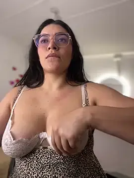 Stripchat Adult Video Chat of Lia_flowers