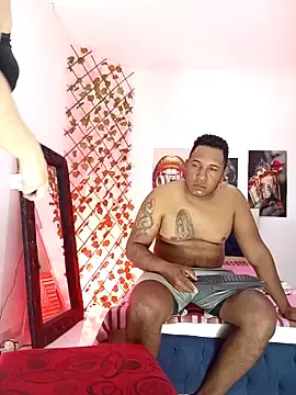 Stripchat Adult Webcams of ARTHUR_MINI