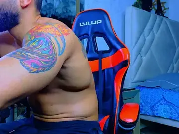 Stripchat Adult Webcam of Rich_boy01