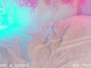 Stripchat Live Sex Cam of aly_nucita_