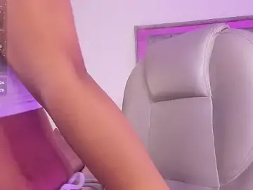 Stripchat Adult Webcams of Alexa_candy18