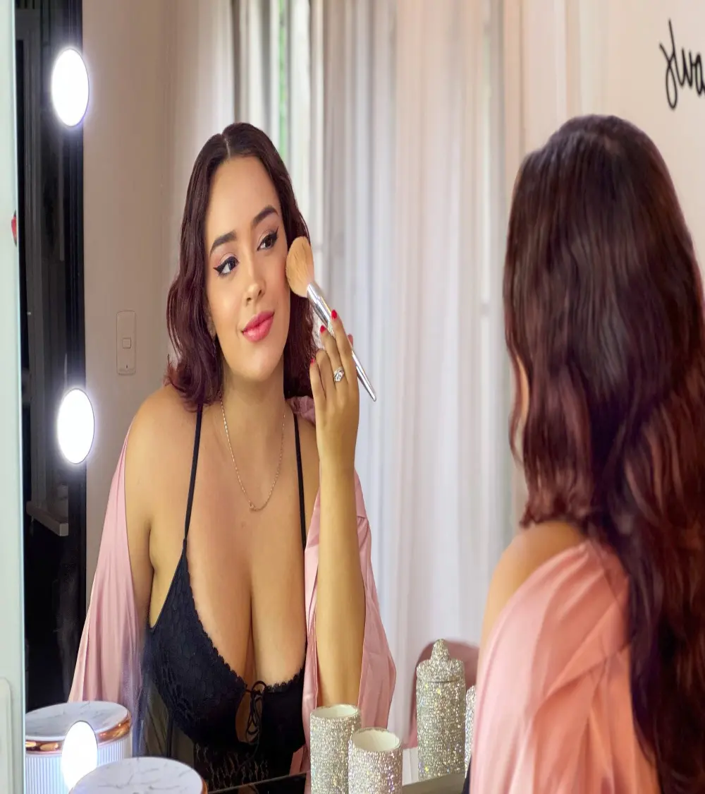 NaughtyNinnaXXX