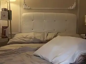 Stripchat Nude Webcam of xTransQueenx