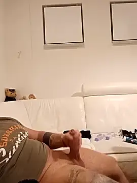 Stripchat Free Porn Cam of sissytrainz