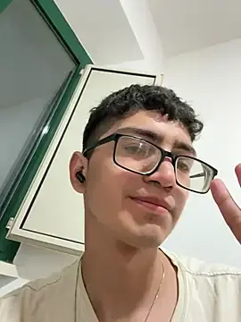 Stripchat Live Porn of TylerWhite_