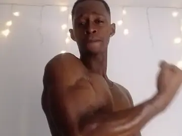 Stripchat Live Sex of drake_brwon_23