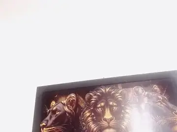 Stripchat Free Porn Cam of drake_brwon_23