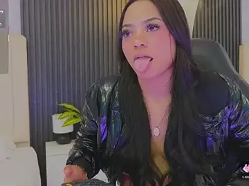 Stripchat Best live sex cam show of Madiee_Rhea