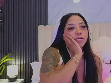 Stripchat Live Sex of Madiee_Rhea