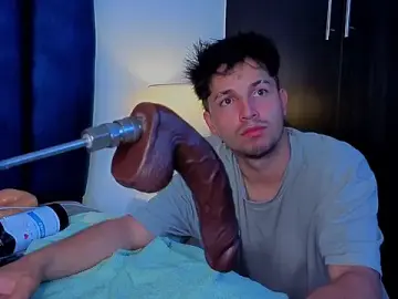 Stripchat Sex Chat of Issac_james_