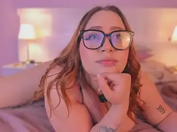 Stripchat Live Porn of allaasskaa_