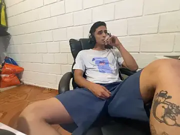 Stripchat Adult Webcams of Max_TheHorseDick