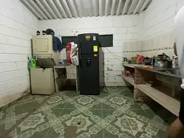 Stripchat Live Sex Cam of Max_TheHorseDick