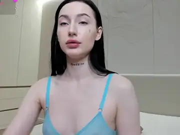 Stripchat Sex Cam of JenniferQueen11