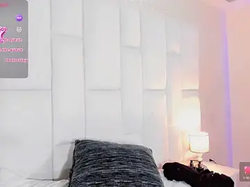 Stripchat Live Porn of andrea_alvarz