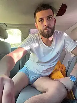 Stripchat Adult Webcam of Pablo_Hornyguy95