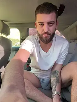 Stripchat Live Sex of Pablo_Hornyguy95